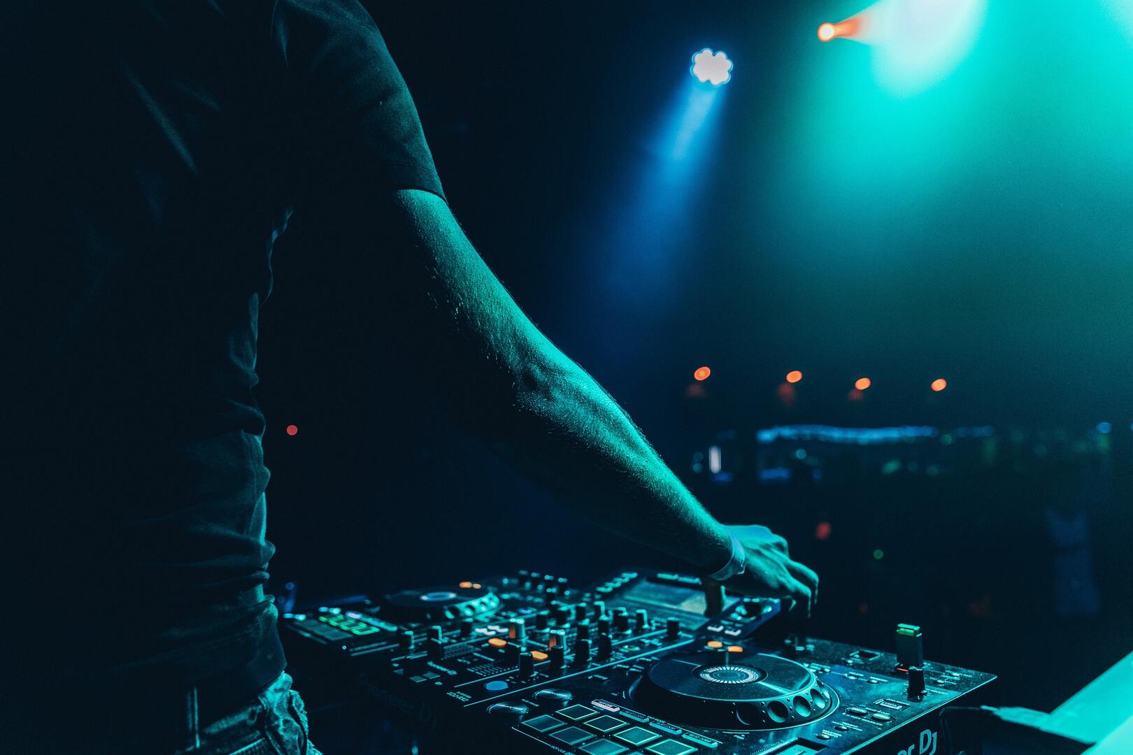 DJ Set sur la plage_Fouras-les-Bains