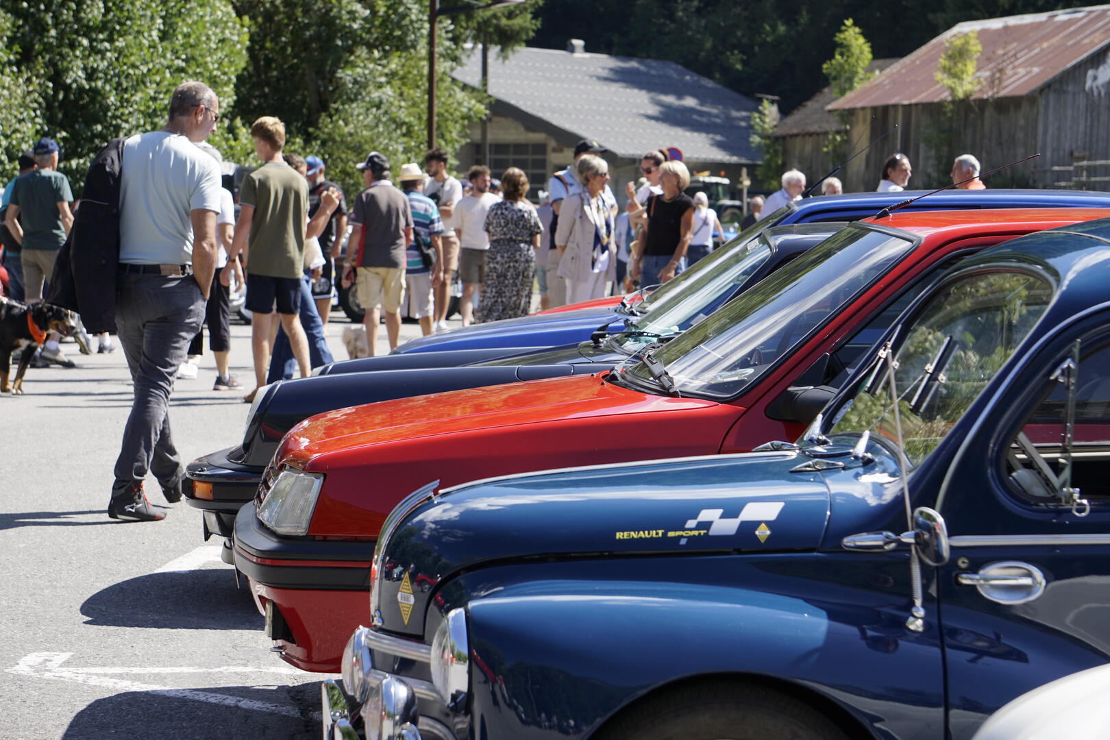 En voiture Kylian #5 : Rassemblement de véhicules anciens_La Chapelle-d'Abondance