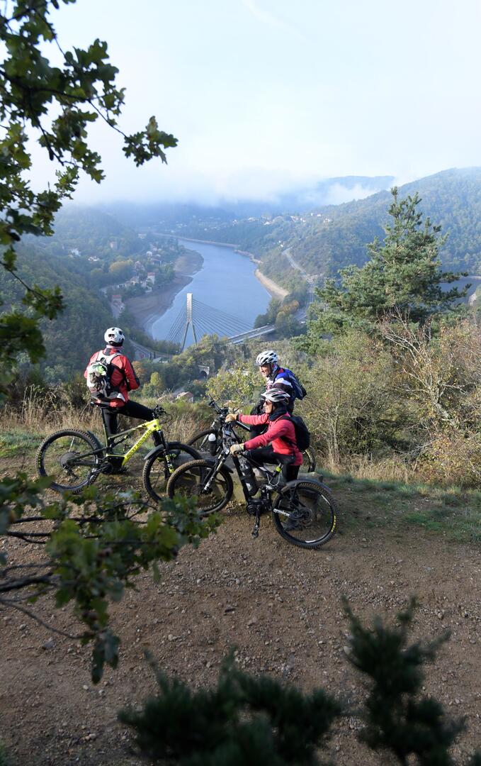 Vtt au Pertuiset