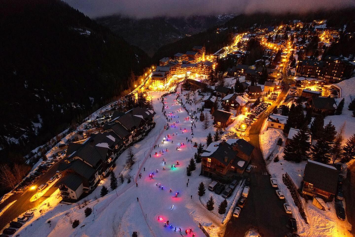 Descente aux lampions des enfants à Valfréjus