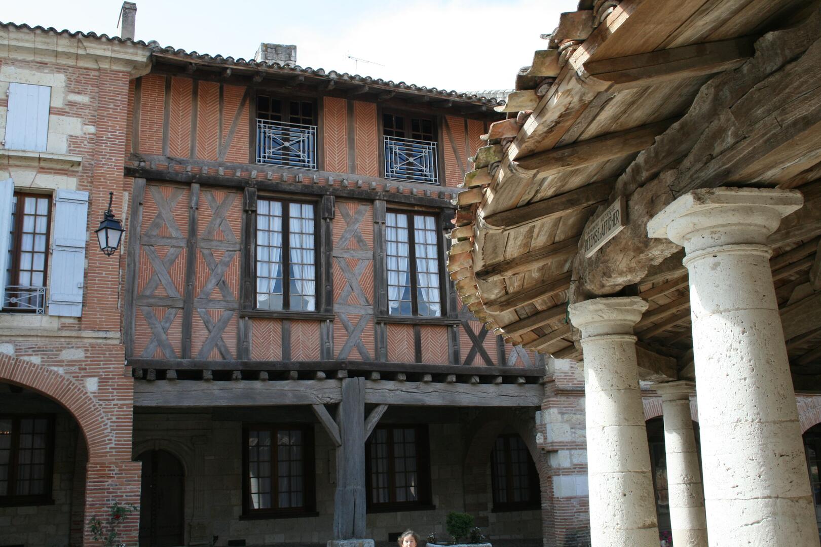 Sous le soleil, laissez-vous guider à Auvillar_Auvillar