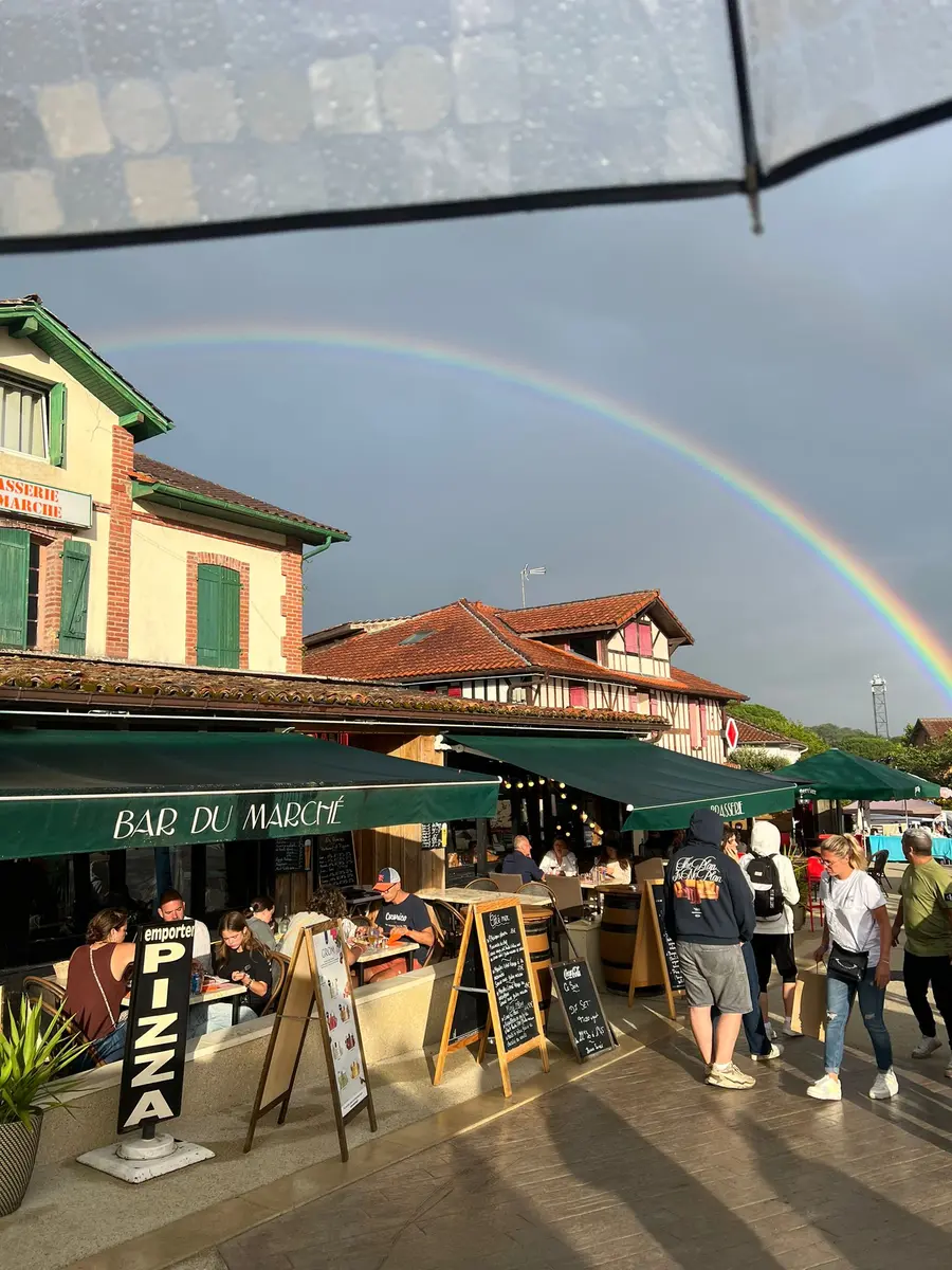 LEON_restaurant du marché