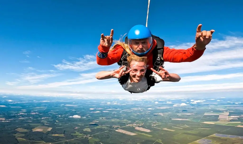 sky dive (Copier)