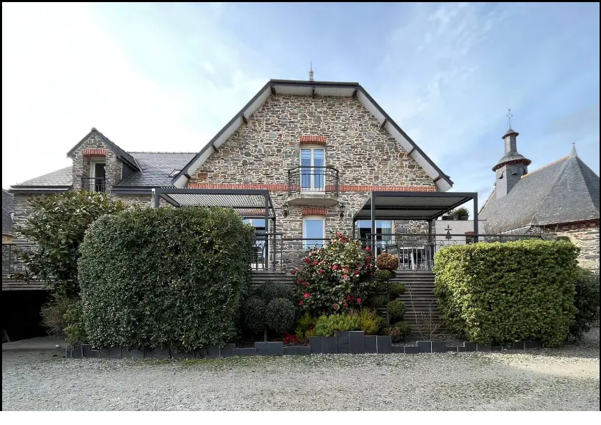 Façade de la Maison