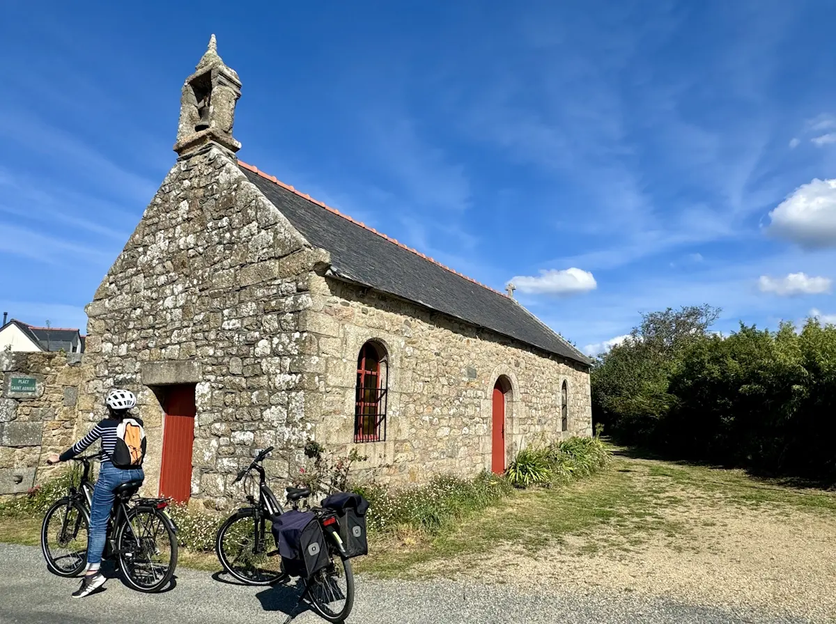 Chapelle-Saint-Adrien-Trelevern-Elodie