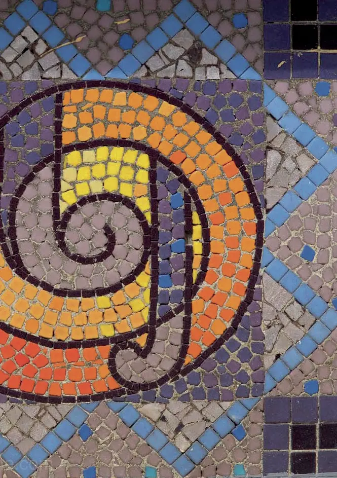 Décor en mosaïque, Odorico, Maison Fouillet, 11 rue de La Liberté à Vitré, détail cl. Hervé Ronné