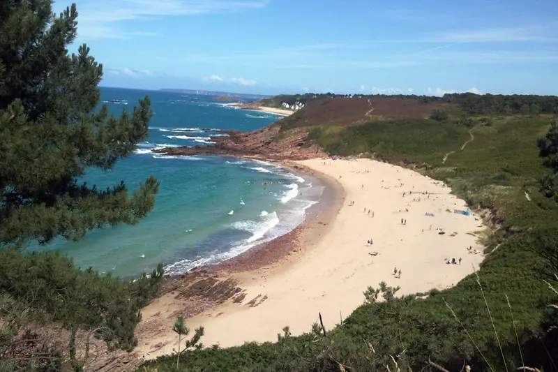Plage sauvage de Lanruen