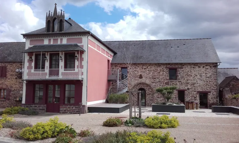 Médiathèque Saint-Thurial