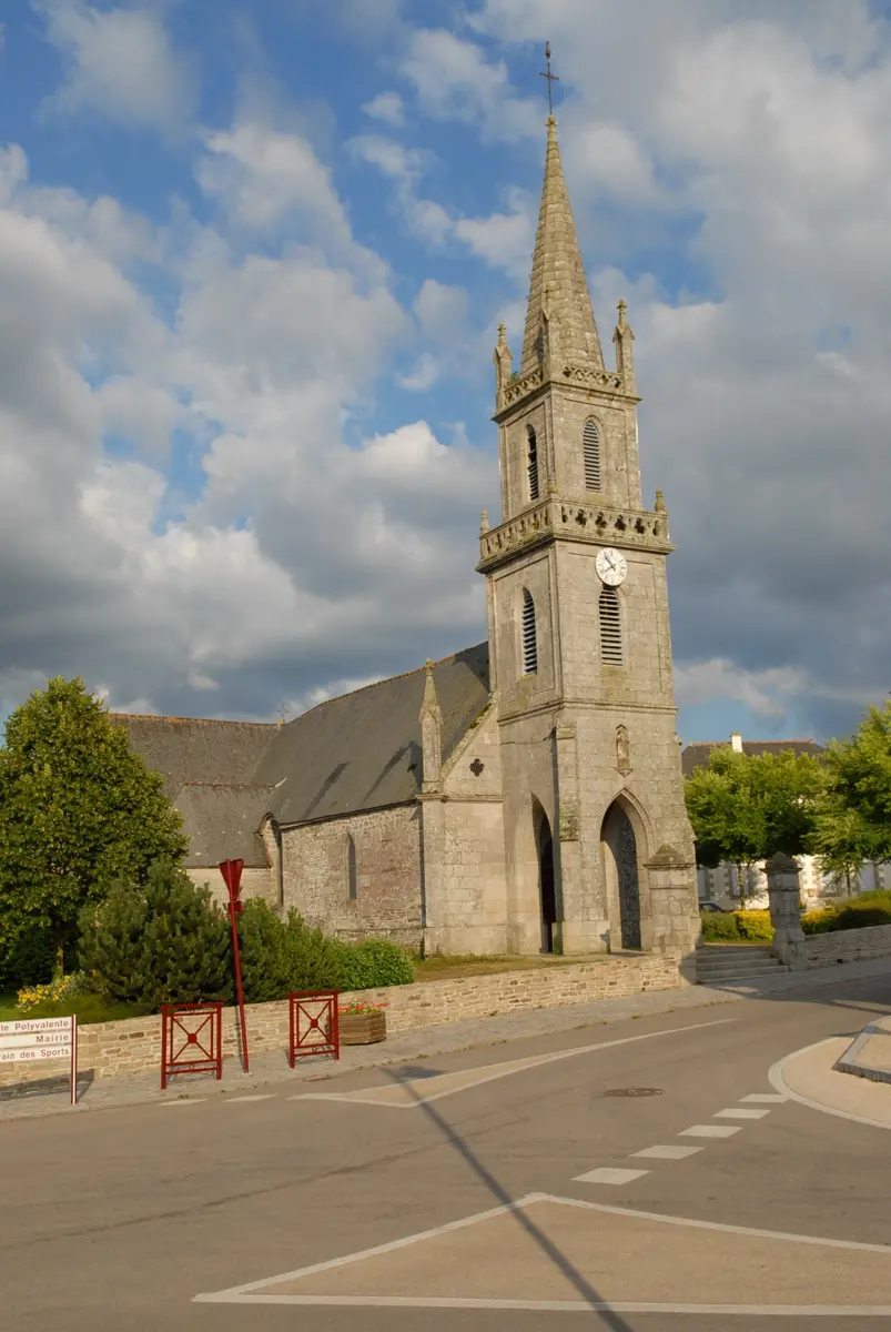 St Thuriau L'église Paroissiale