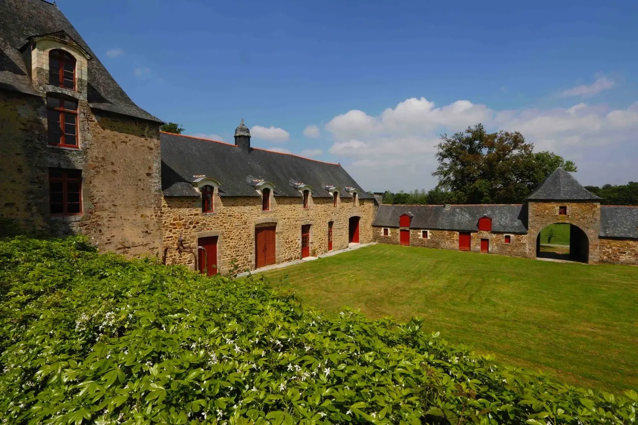 chateau de la Ville QUéno