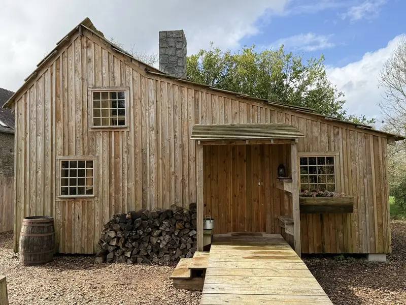 The Country House 56 - maison en bois - série TV - Campénéac