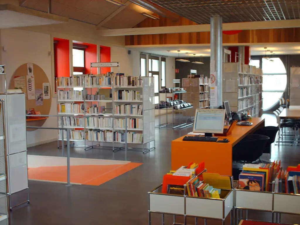 Médiathèque Au fil des mots