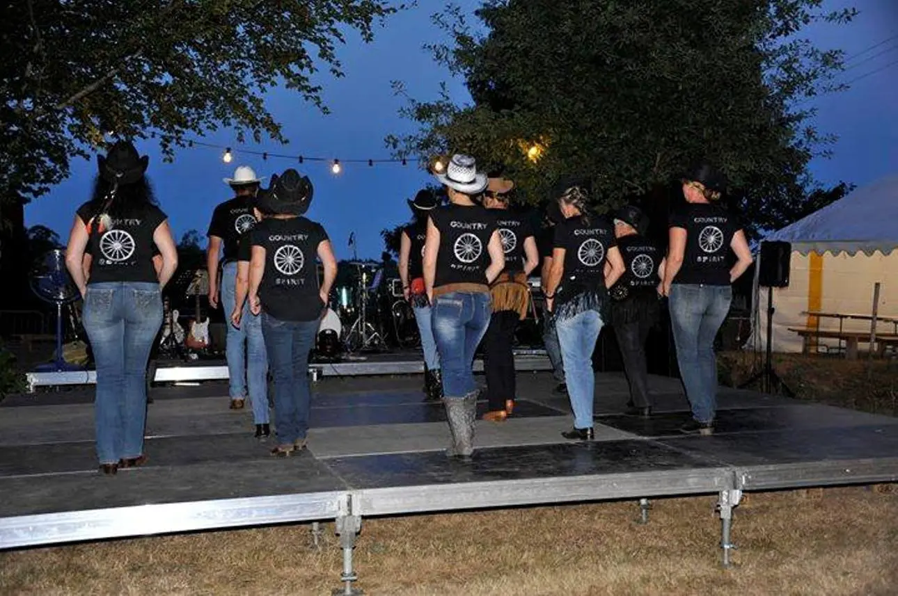 Danse country