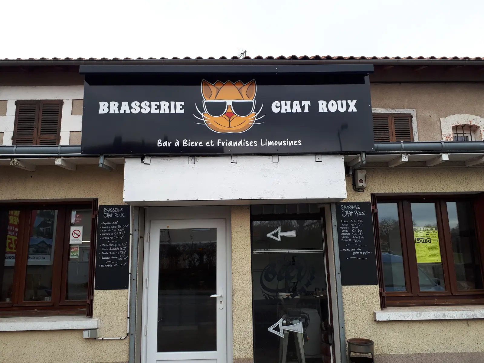 Vitrine_brasserie Chat Roux