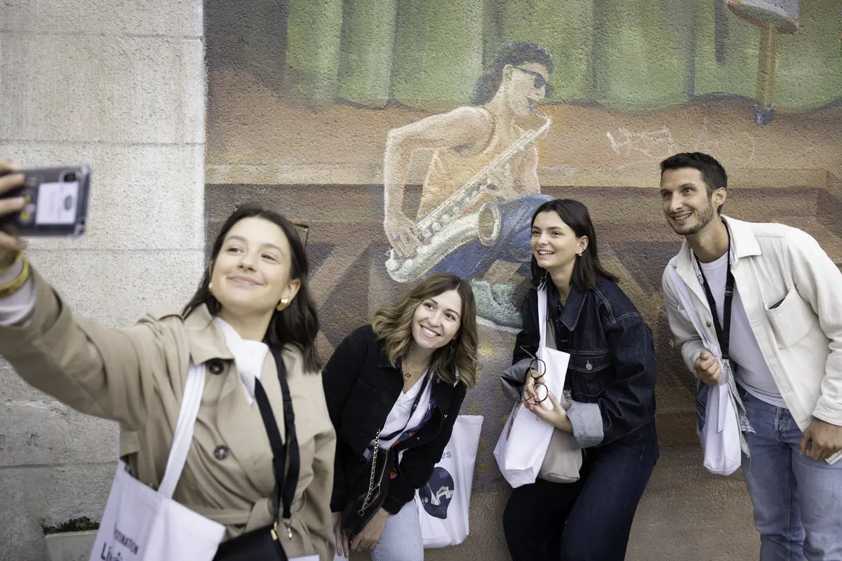 Affaires-groupes-Urban-Quest-place-de- la Motte-09-2034