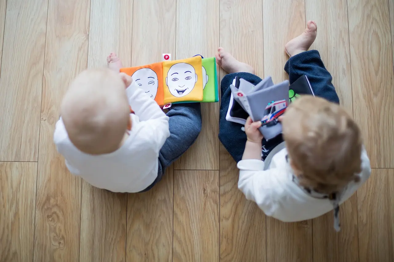Bébé Lecteur 3 - Pixabay