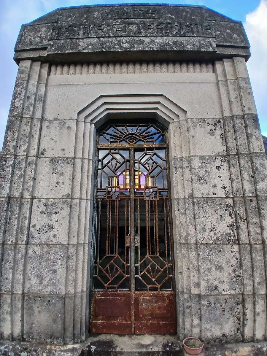 Cimetière  art déco 2© Eric Boutaud