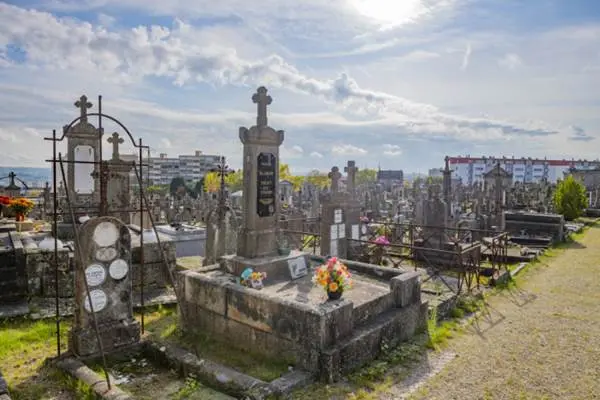 Cimetiere-de-Louyat--Ville-d-Art-et-d-Histoire