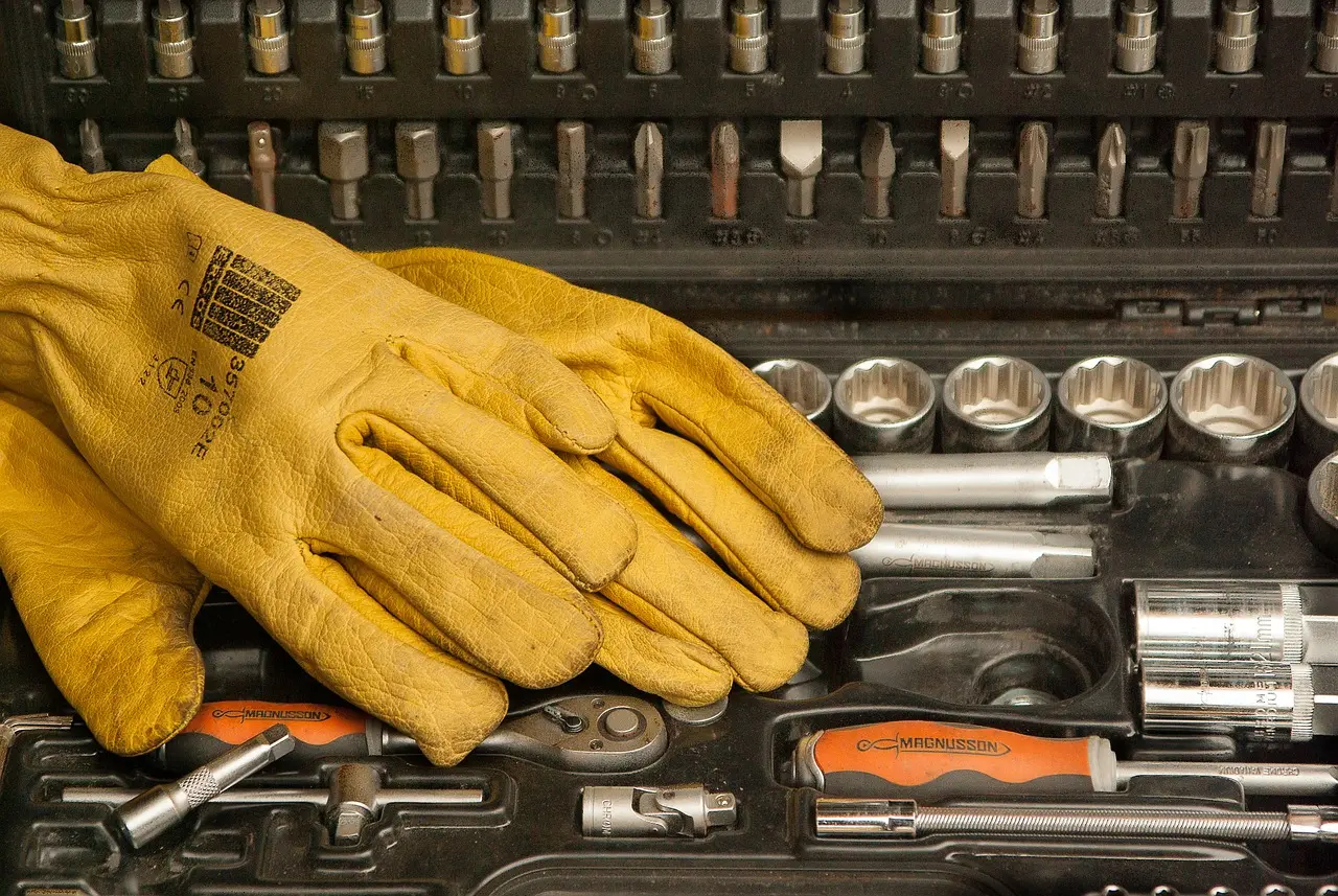 gloves-1192164_1280