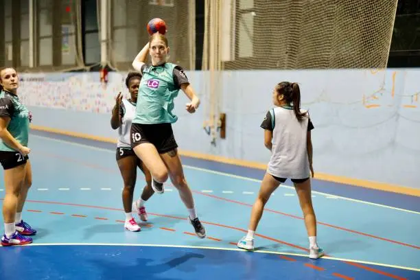 istockphoto-handball