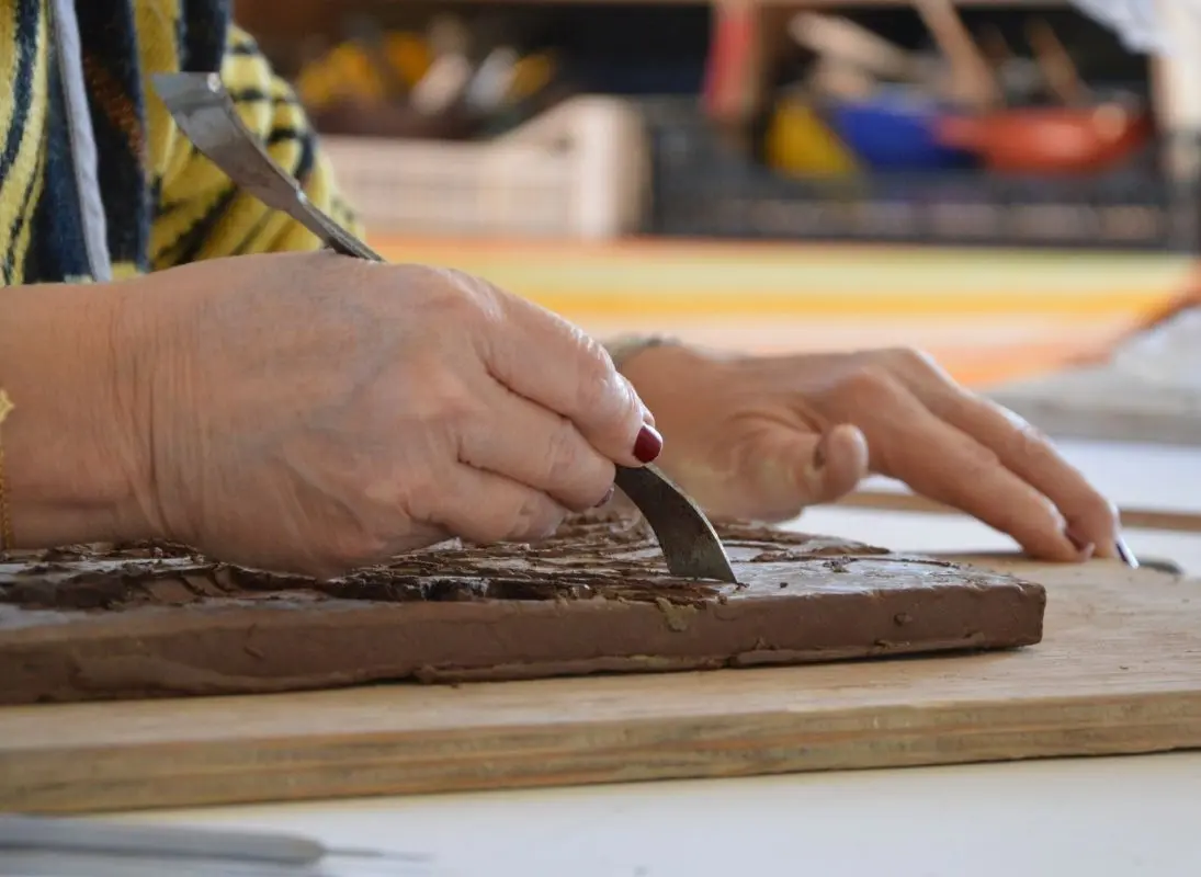 Atelier modelage à Puycheny