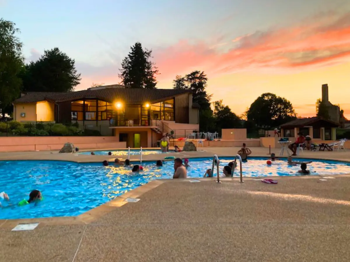 Piscine des Ribières - Les Cars