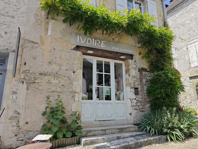 Boutique vêtement Ivoire