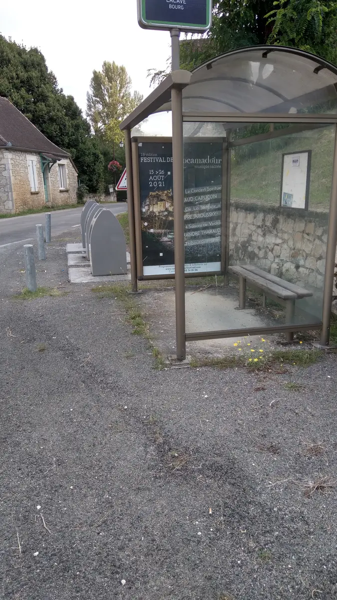 Lacave_abri_poubelles