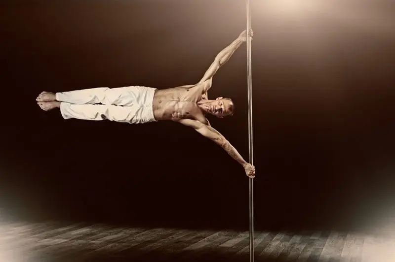 Pole dance