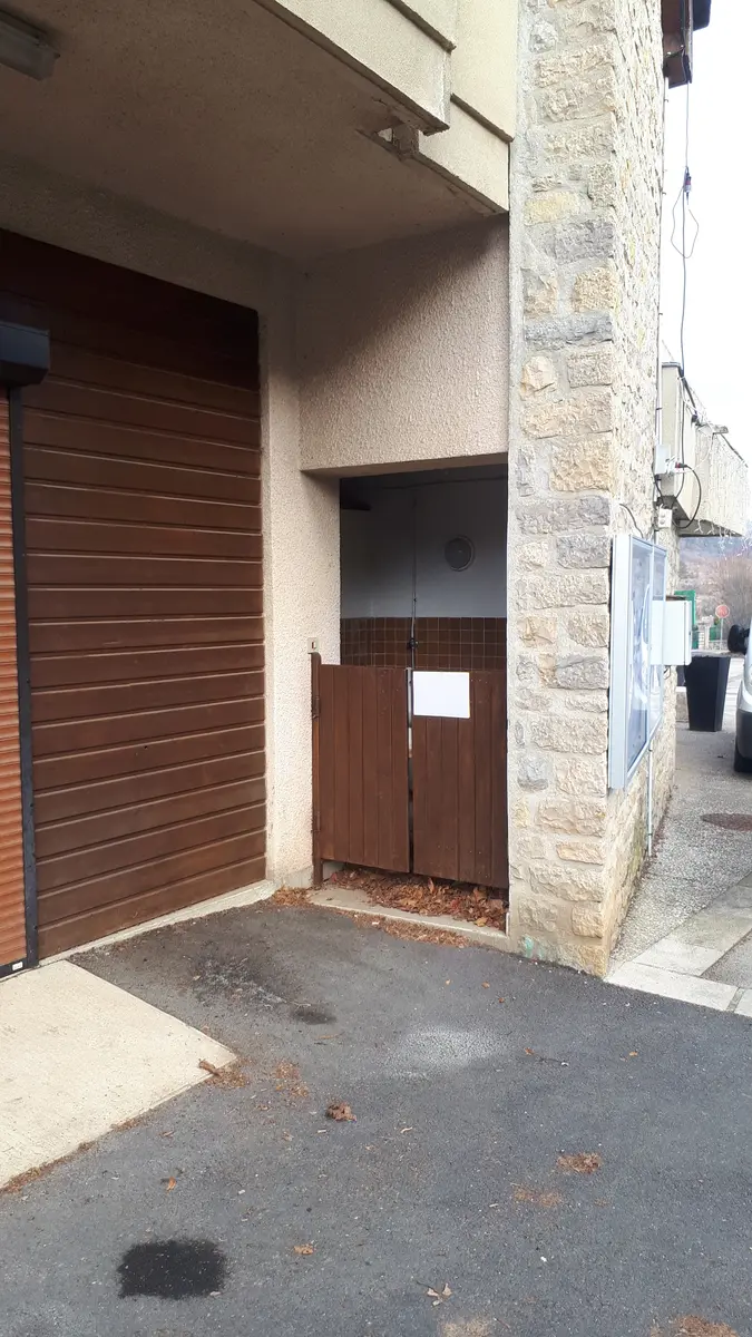 WC CHANAC (place de la Bascule)