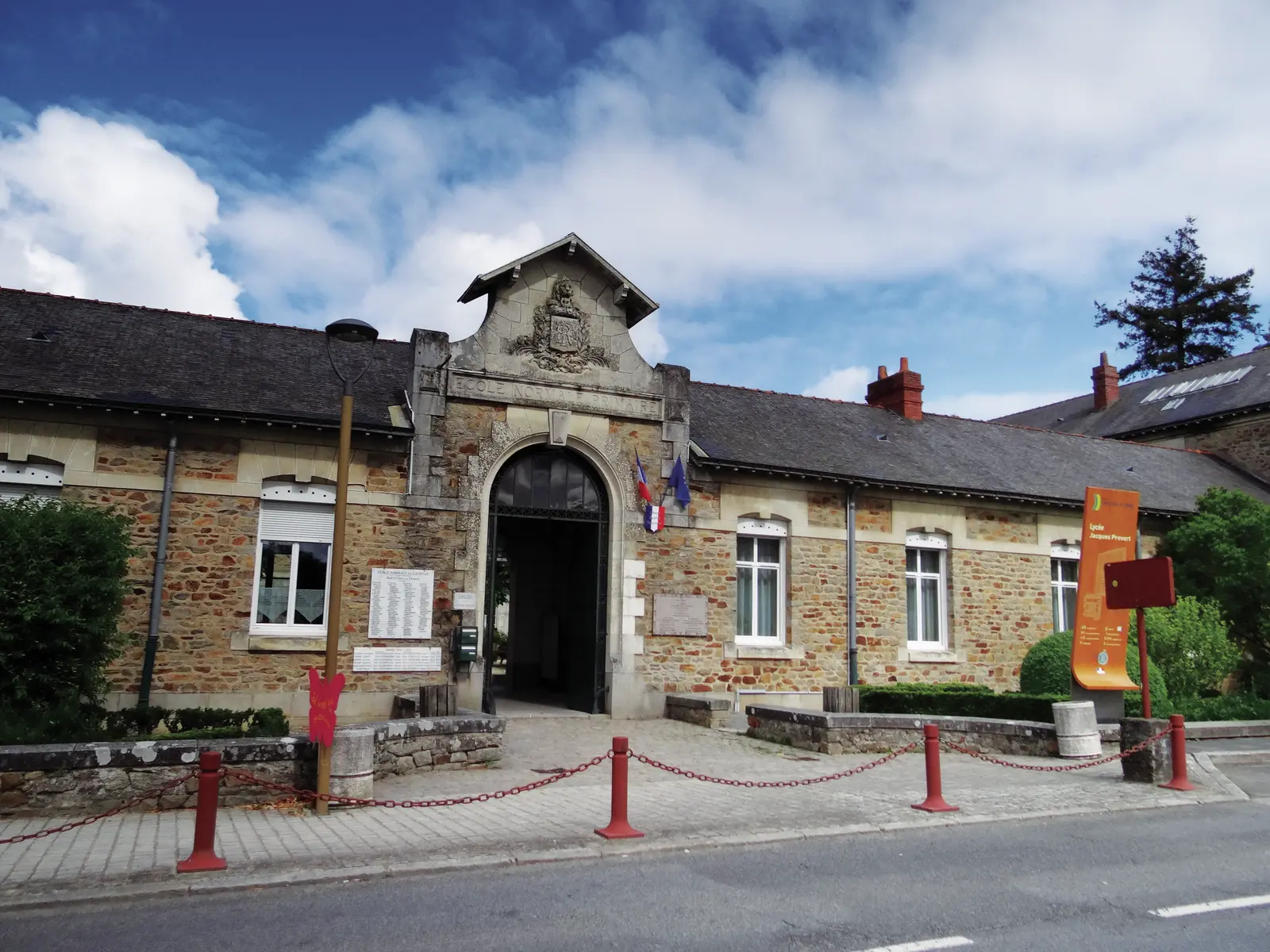 Ancienne Ecole Normale 6
