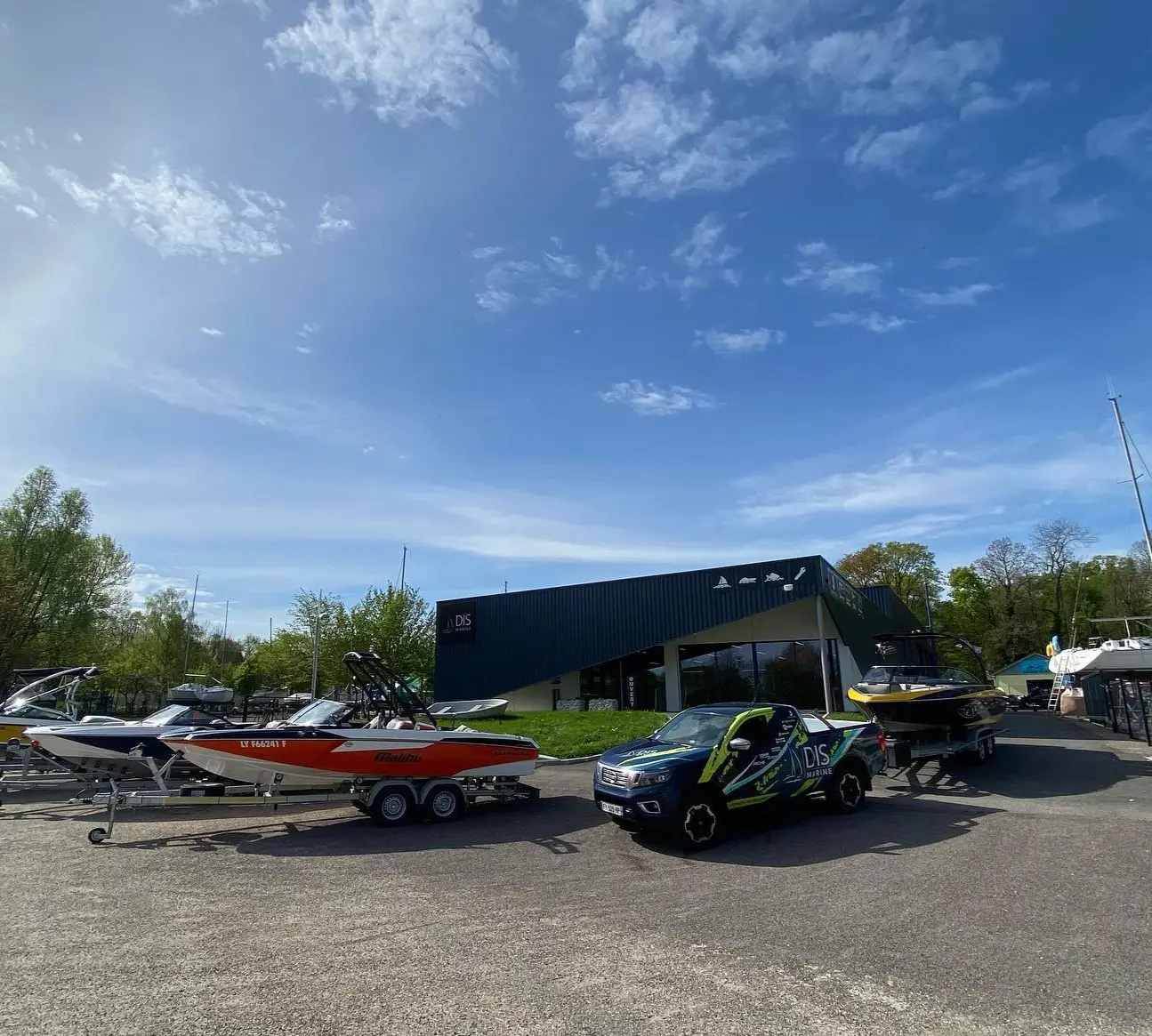 DIS MARINE - Concessionnaire nautisme