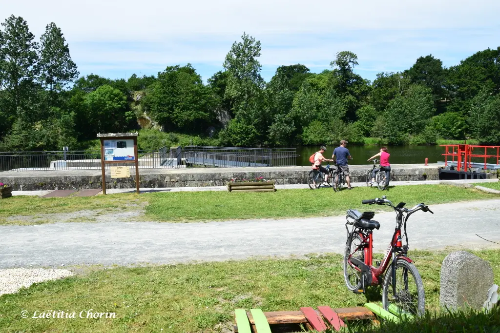 Sacé - sentier Bocage et rivière