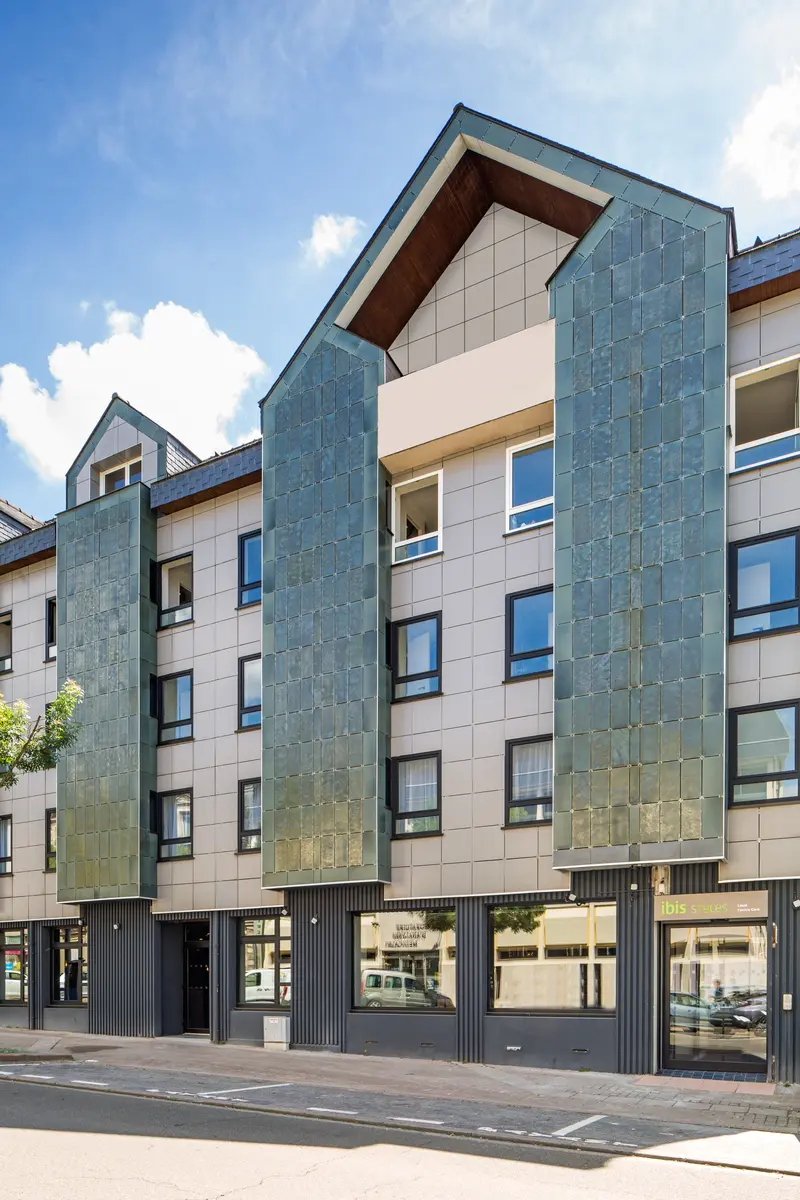 IBIS STYLES Laval Centre Gare
