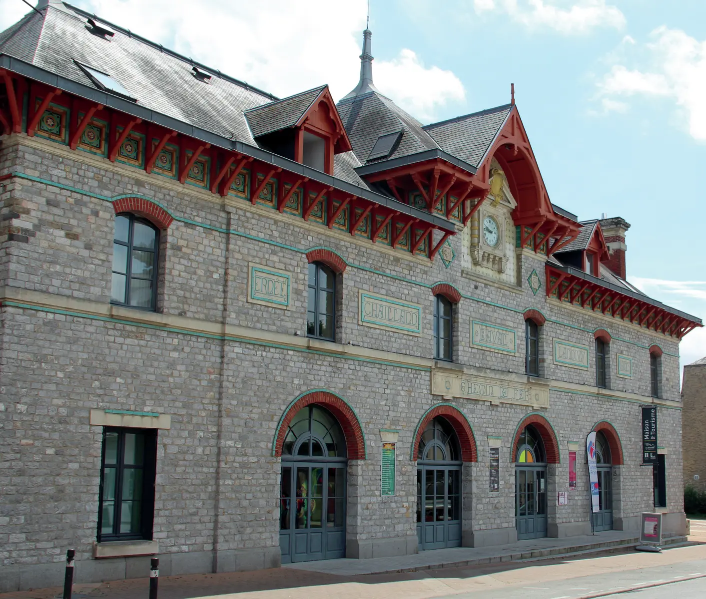 Maison-du-tourisme-2016