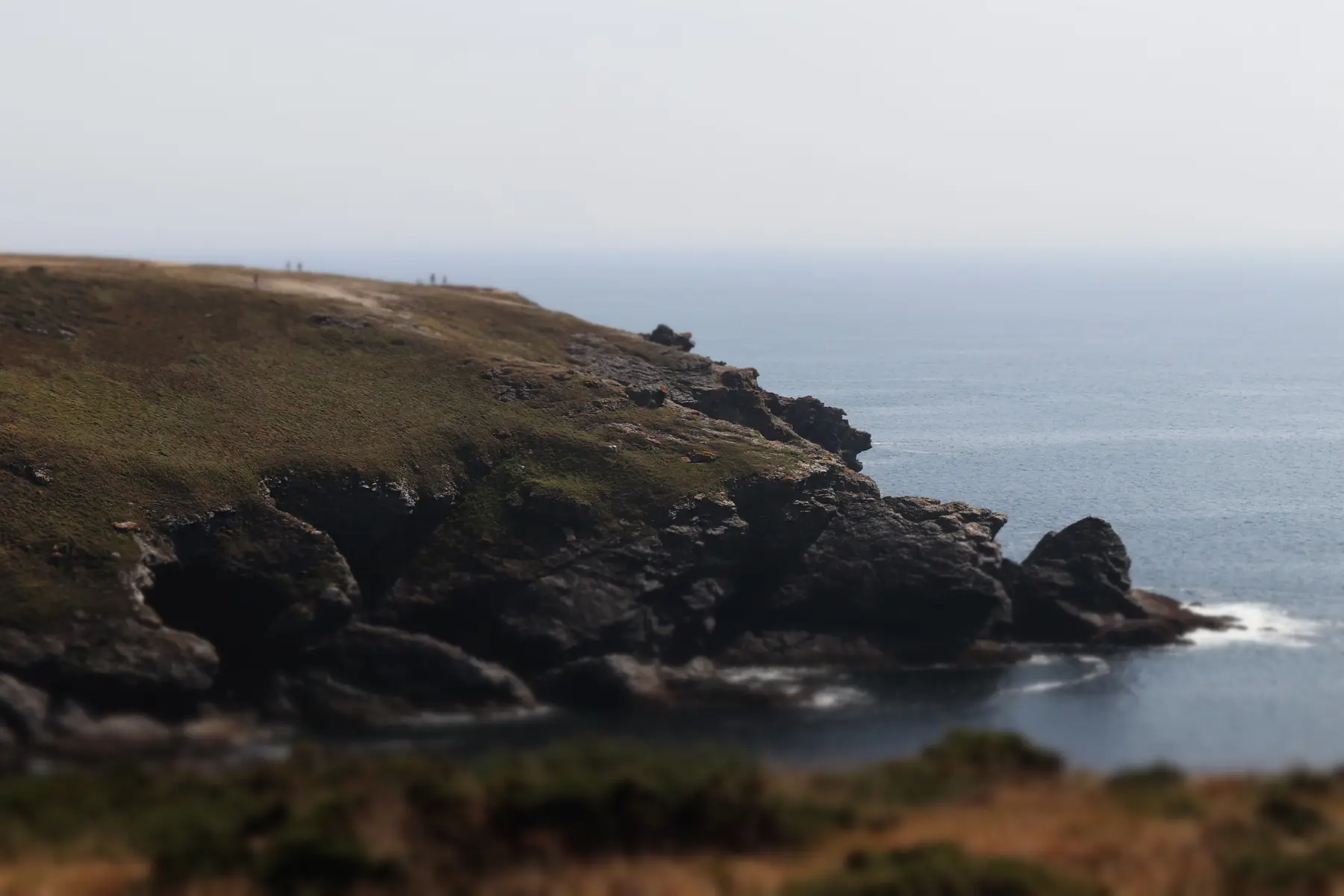 845797_pointe_au_loin_floute__-_erwan_banet_-_21_26