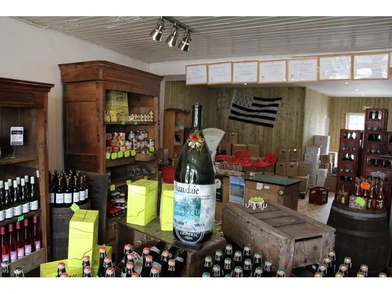 Cidre-artisanal-La-Ruaudaie---magasin
