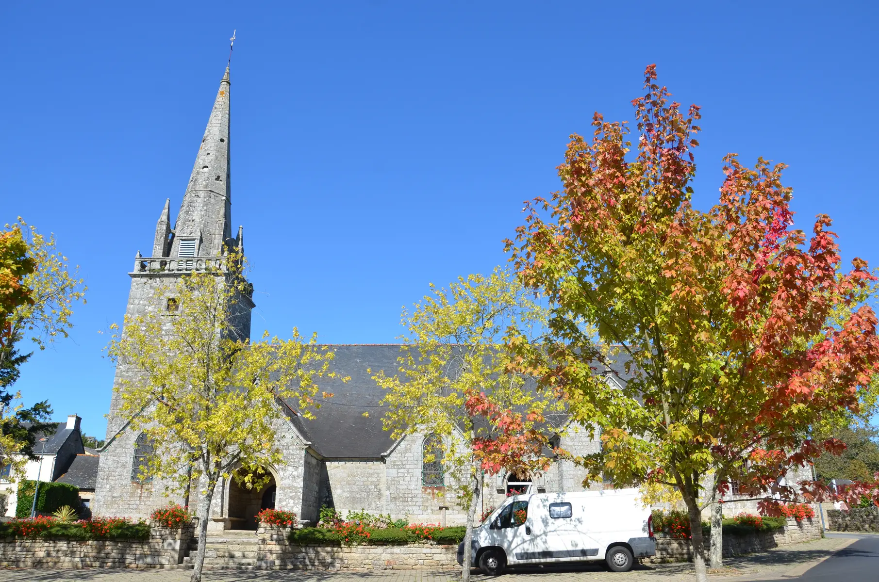 Eglise St-Pierre © RMCom (1)