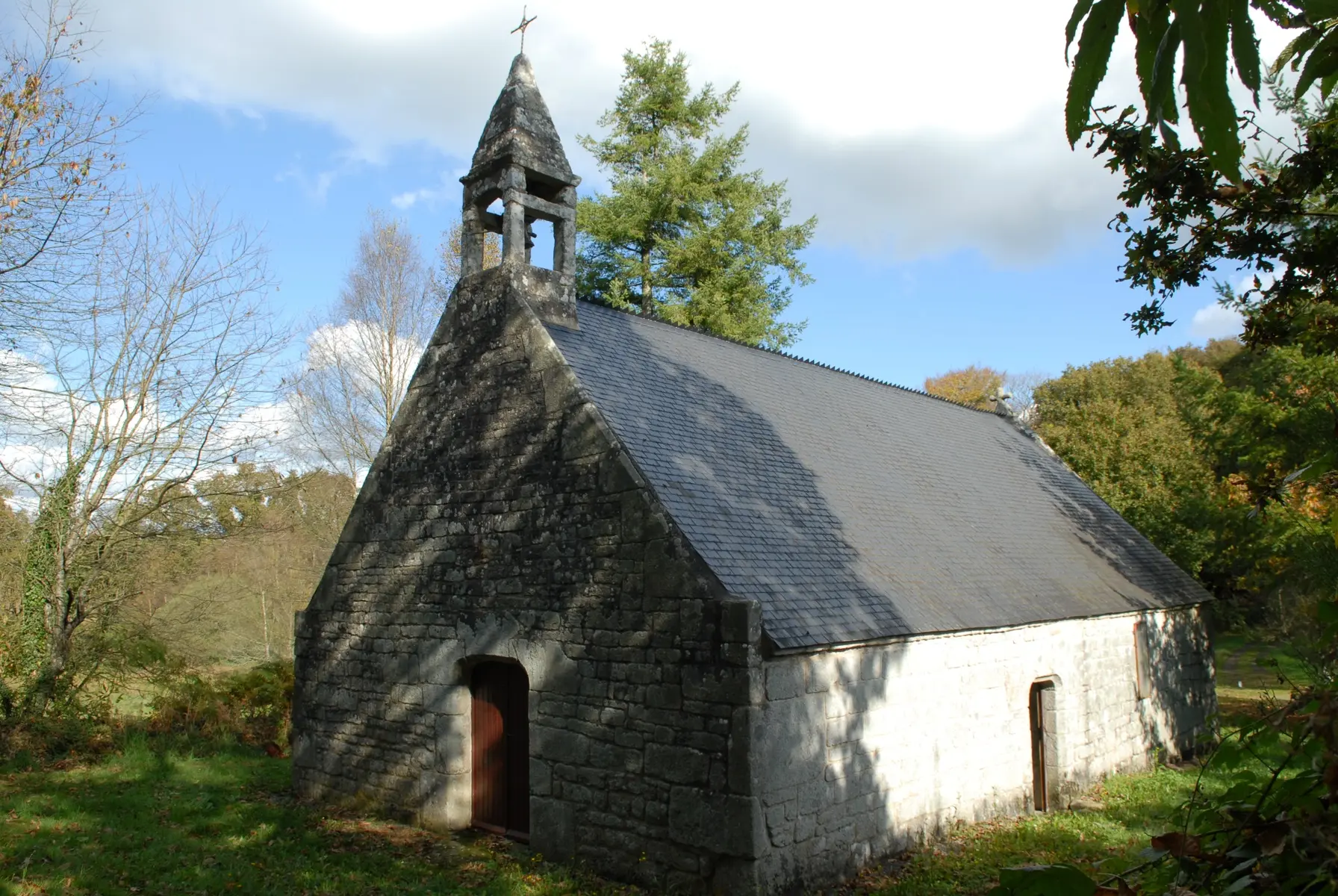 MALGUENAC_chapelle_ST_Bédic_0001