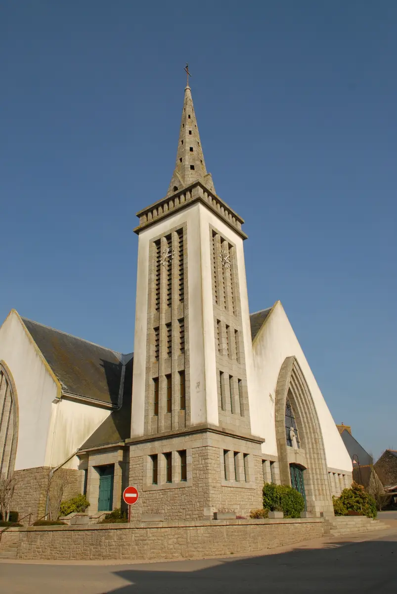 PLEUGRIFFET_Eglise_paroissiale_0006