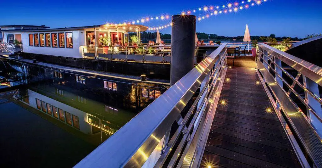 Restaurant-Piano-Barge-Vannes-Golfe-du-Morbihan-Bretagne-sud1fr