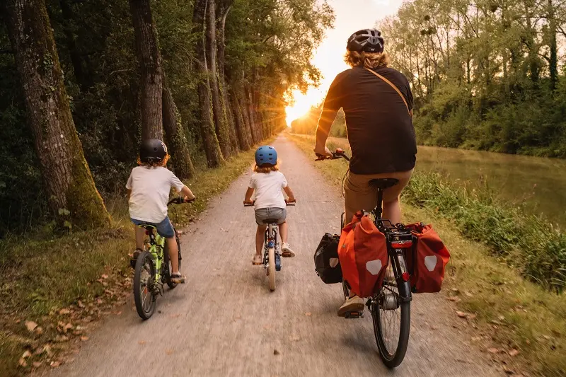 balade famille chemin halage ©MIGNARD Gregory