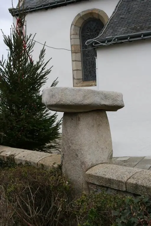 Stele néolithique Camors Morbihan Bretagne-sud