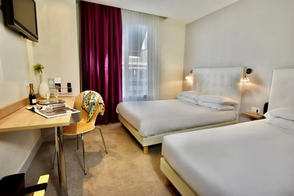hotel oceania lorient