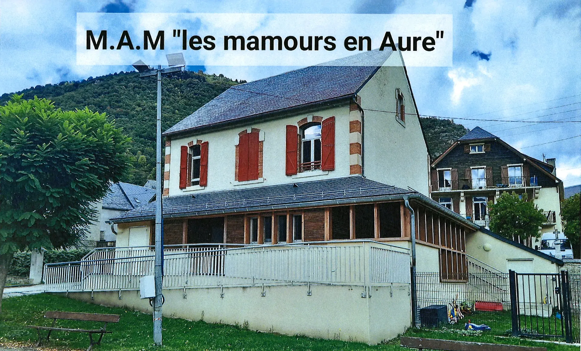 Mamours
