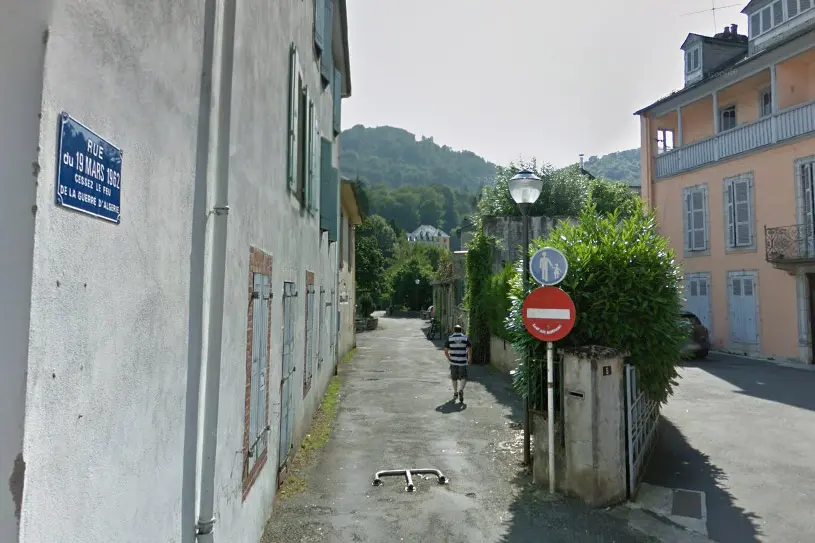 toilettes-accessibles-pmr-derriere-office-de-tourisme-sit