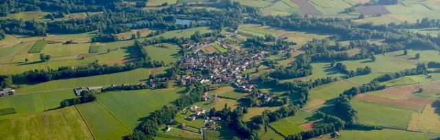 Aventignan vue du ciel