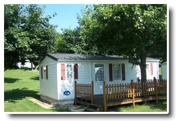 CAMPING DOMEC