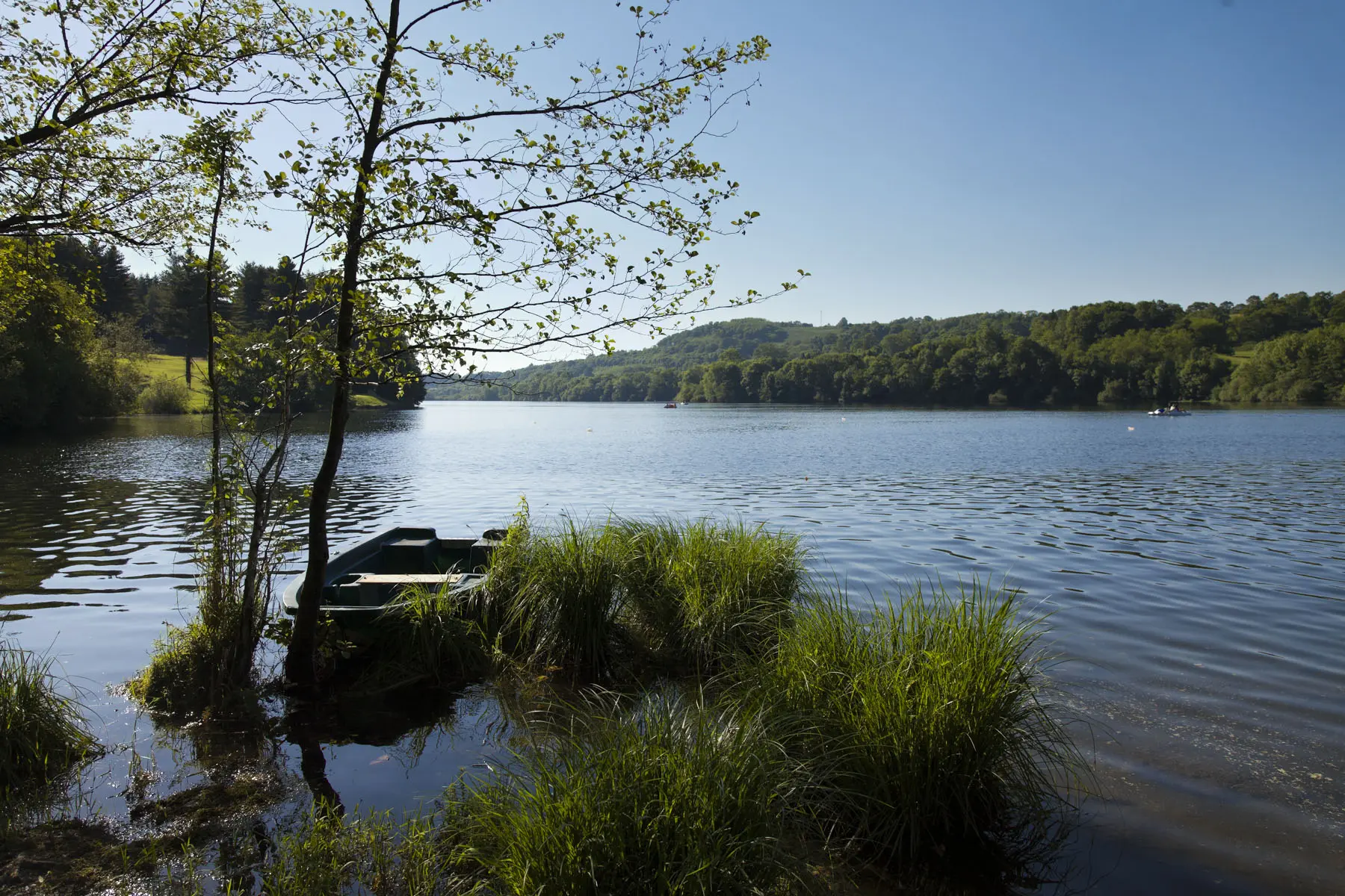 Lac de Lourdes - barque_BD©P. Vincent-OT Lourdes_2013 (1)