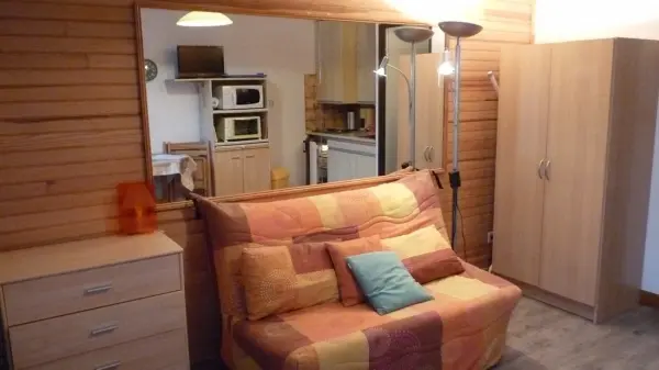 Location-studio-hautes-pyrenees-HLOMIP065FS00C7E-g1